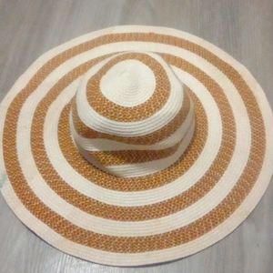 Women's Medium Sunhat Gold and Tan